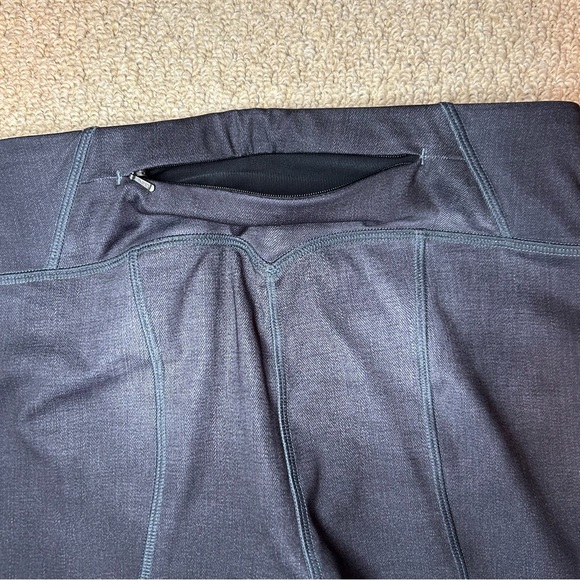 Lucy.com Yoga Pants - Picture 4 of 8